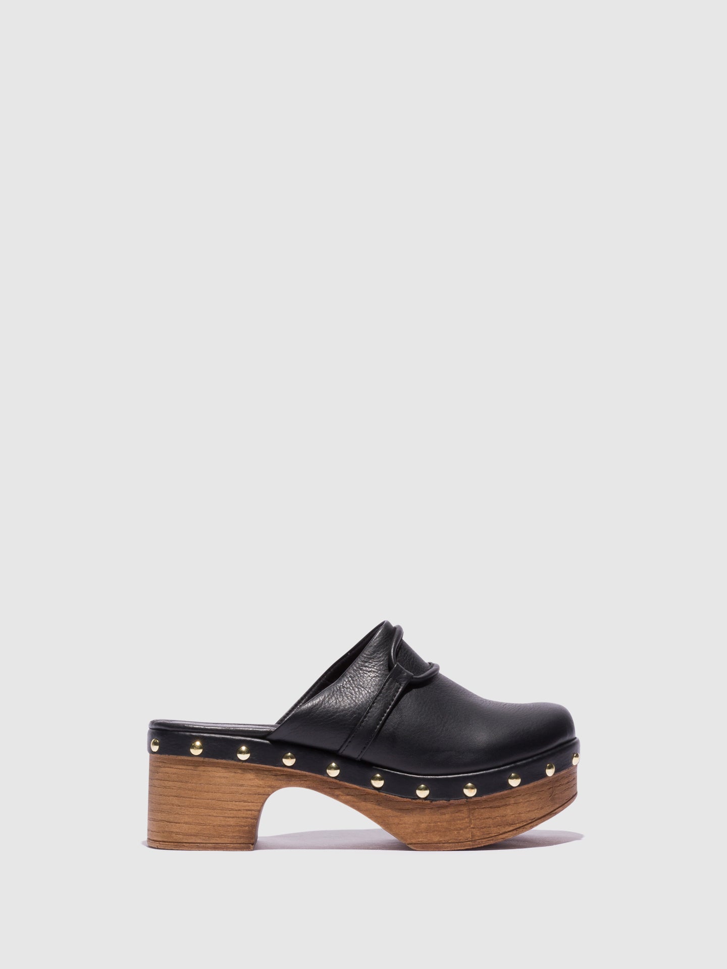 Top3 Black Round Toe Clogs