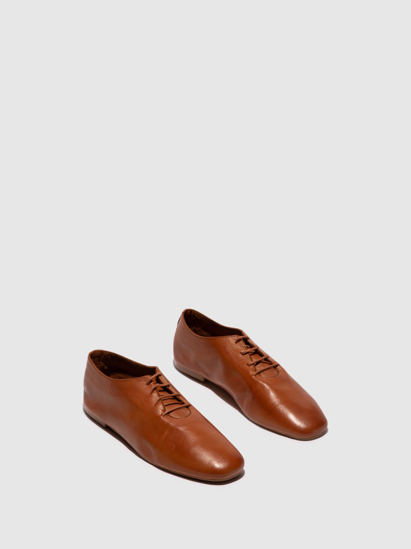 Top3 Camel Lace-up Shoes